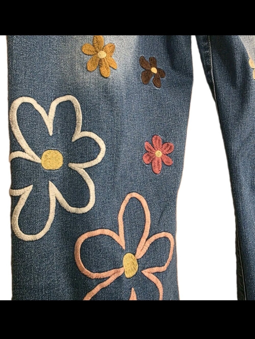 Bar X Oli & Hali Embroidered Floral Wide-Leg Jeans — Blue SZ M - Picture 10 of 10